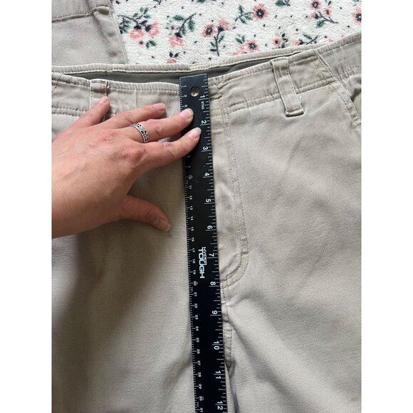 L.L. Bean Mens Beige Utility Cargo Pants With Side Pockets & Belt Loops - Picture 12 of 13